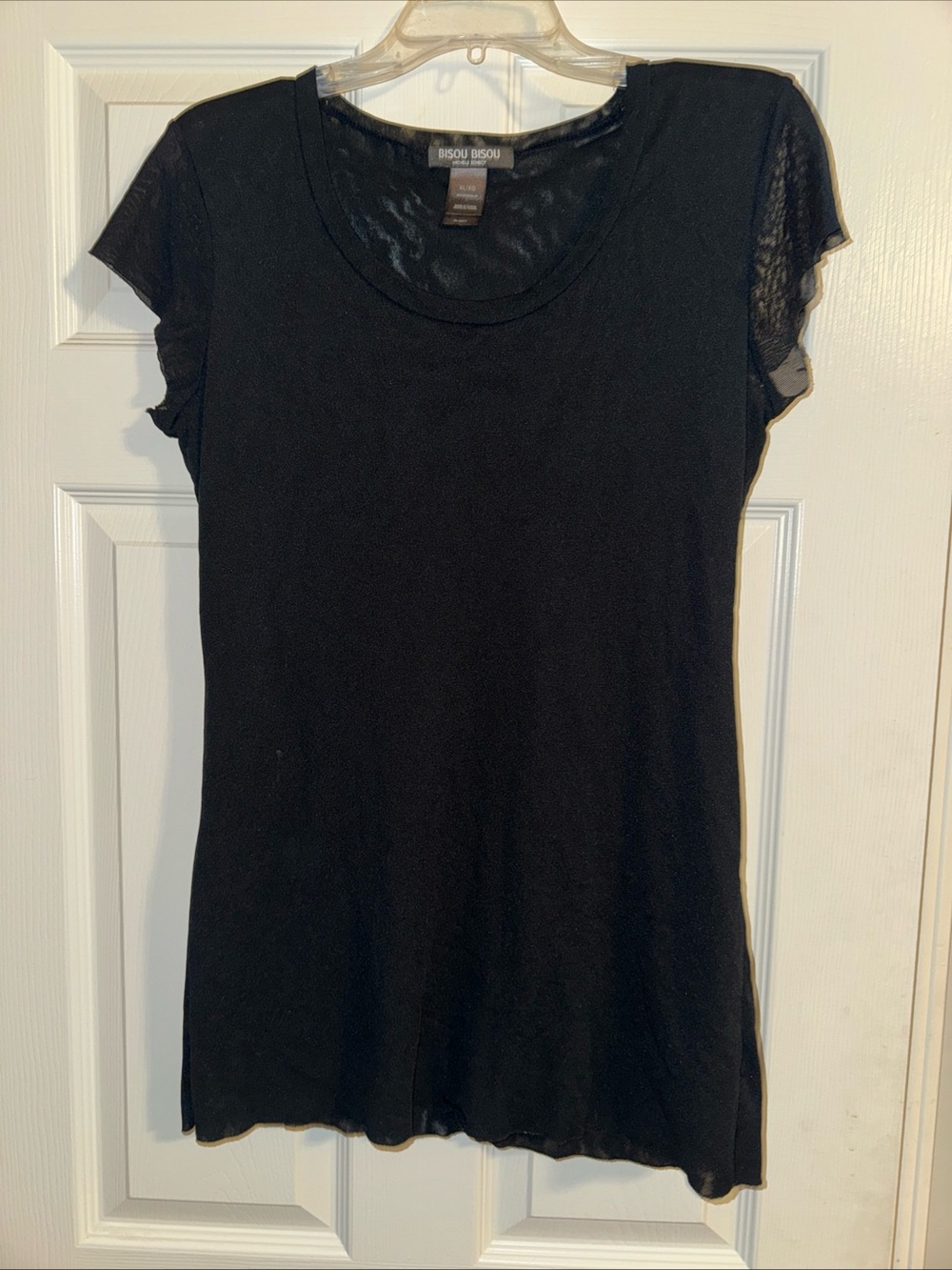 Bisou Bisou Black Short Sleeve Scoop Neck Tee Top